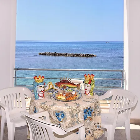 Bed & Breakfast New Borgo Dello Stazzone Sciacca
