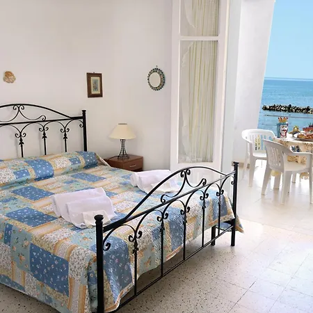 New Borgo Dello Stazzone Bed & Breakfast